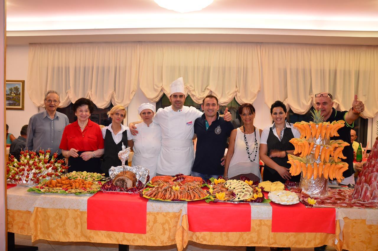 Hotel Ristoro Bellaria-Igea Marina Eksteriør billede